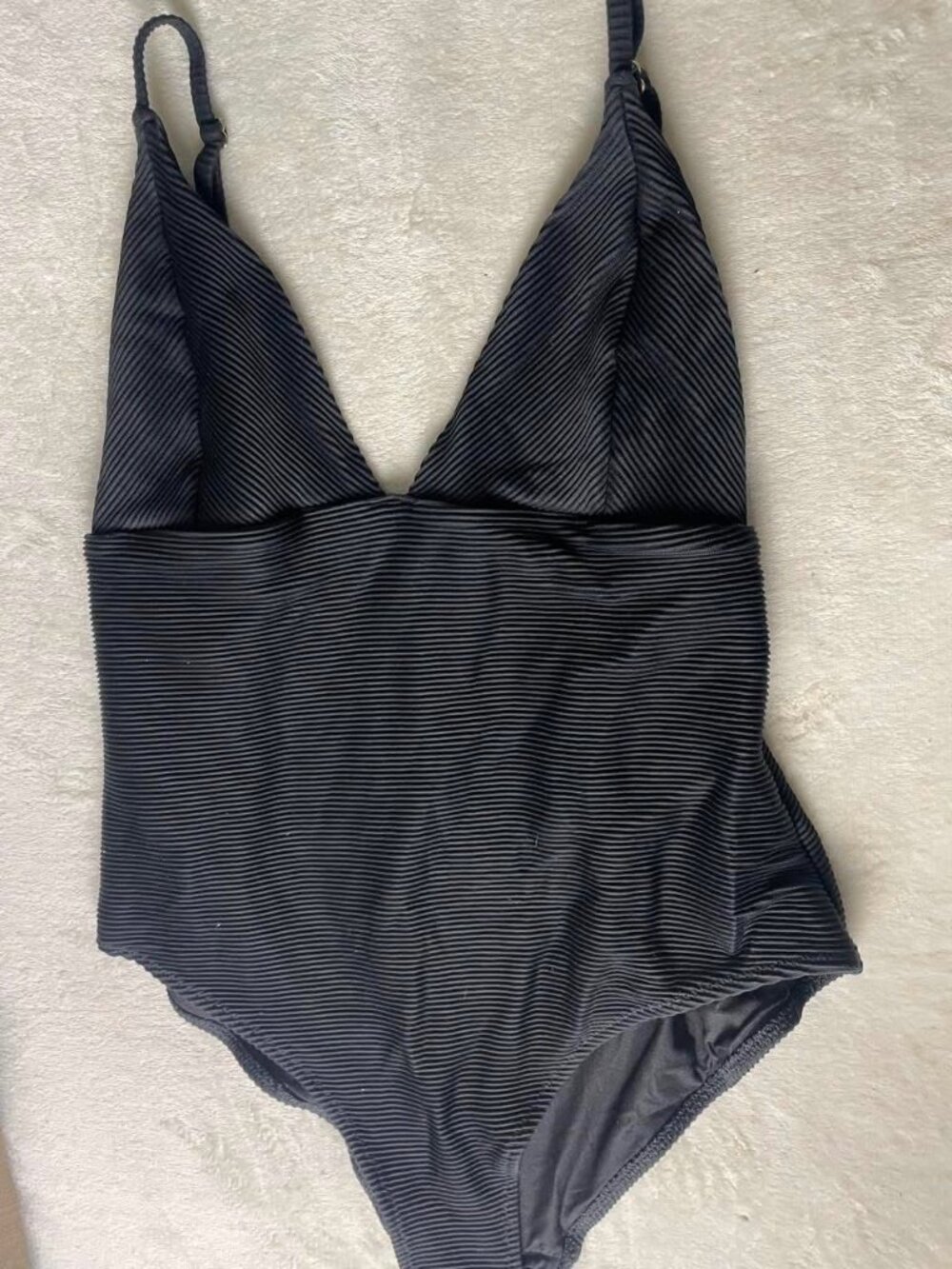 EUC H&M Women's Black High Cut Leg Ribbed One Piece Swimsuit size 12